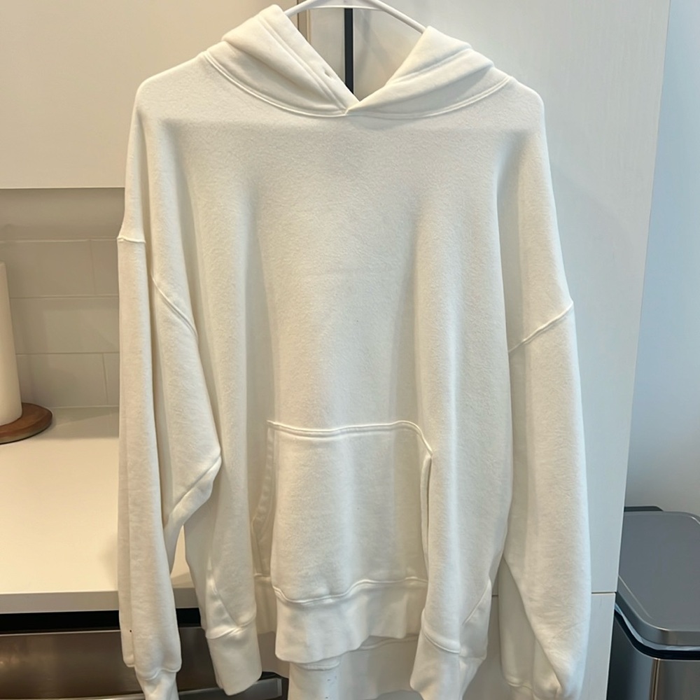 Aritzia tna cozy boyfriend white hoodie size xl